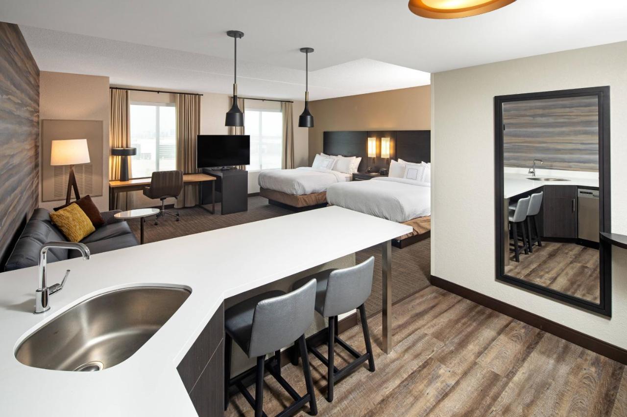Residence Inn By Marriott Toronto Mississauga West מראה חיצוני תמונה