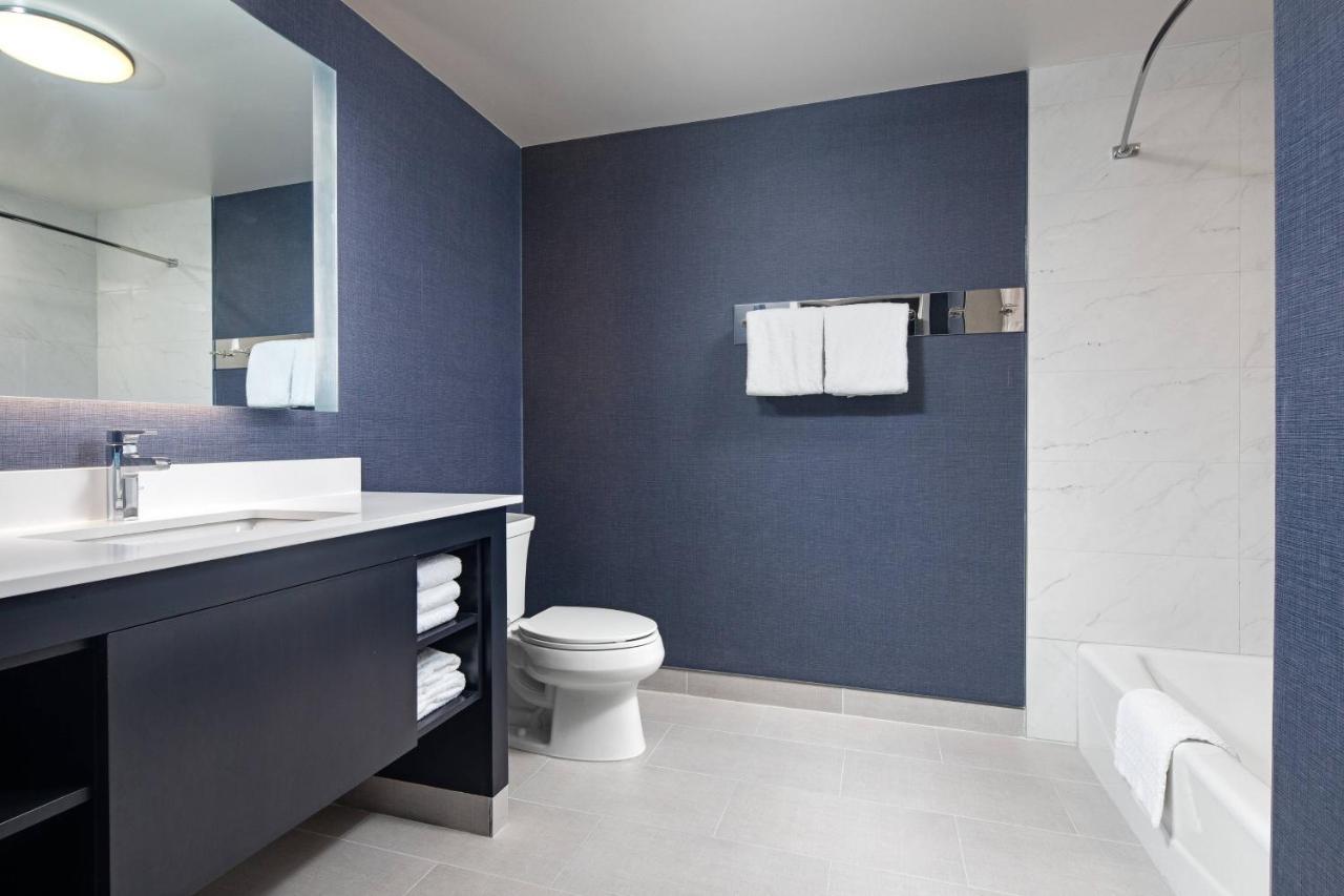 Residence Inn By Marriott Toronto Mississauga West מראה חיצוני תמונה