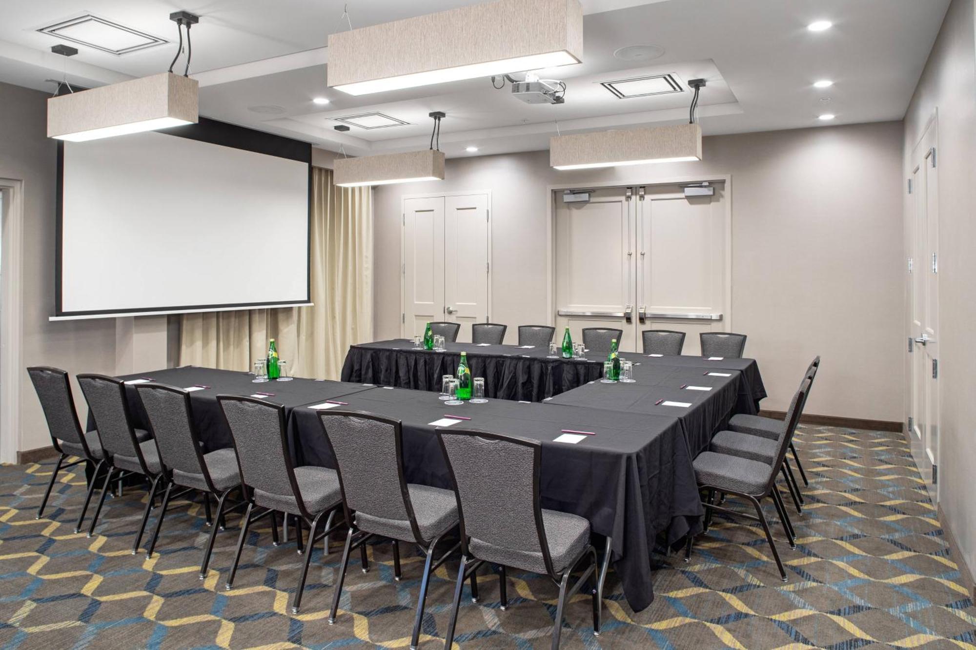 Residence Inn By Marriott Toronto Mississauga West מראה חיצוני תמונה